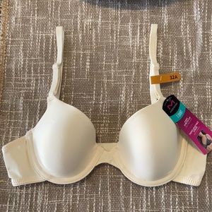Maidenform Tshirt Bra Blush/Beige Size 32A